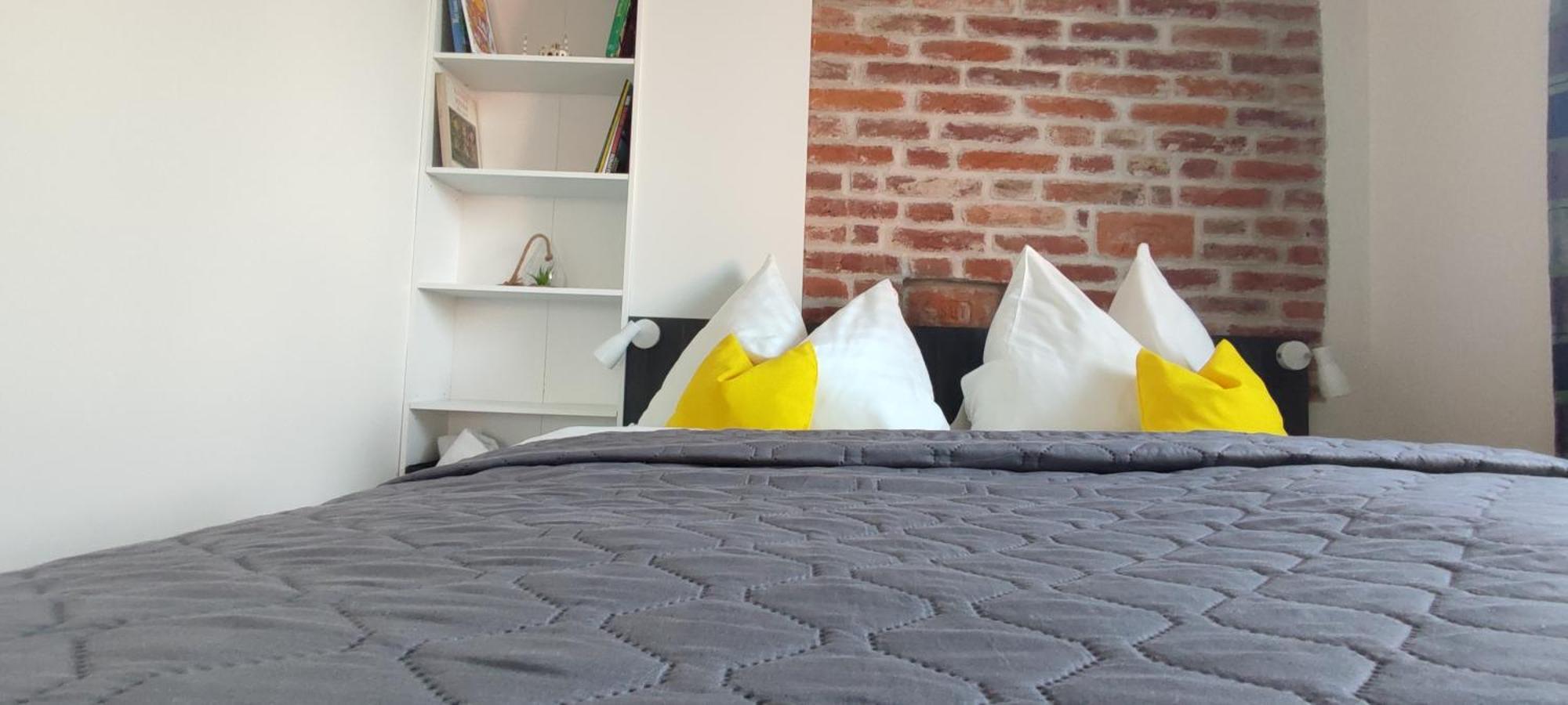 Koller Apartmanhaz Sárvár Exteriör bild